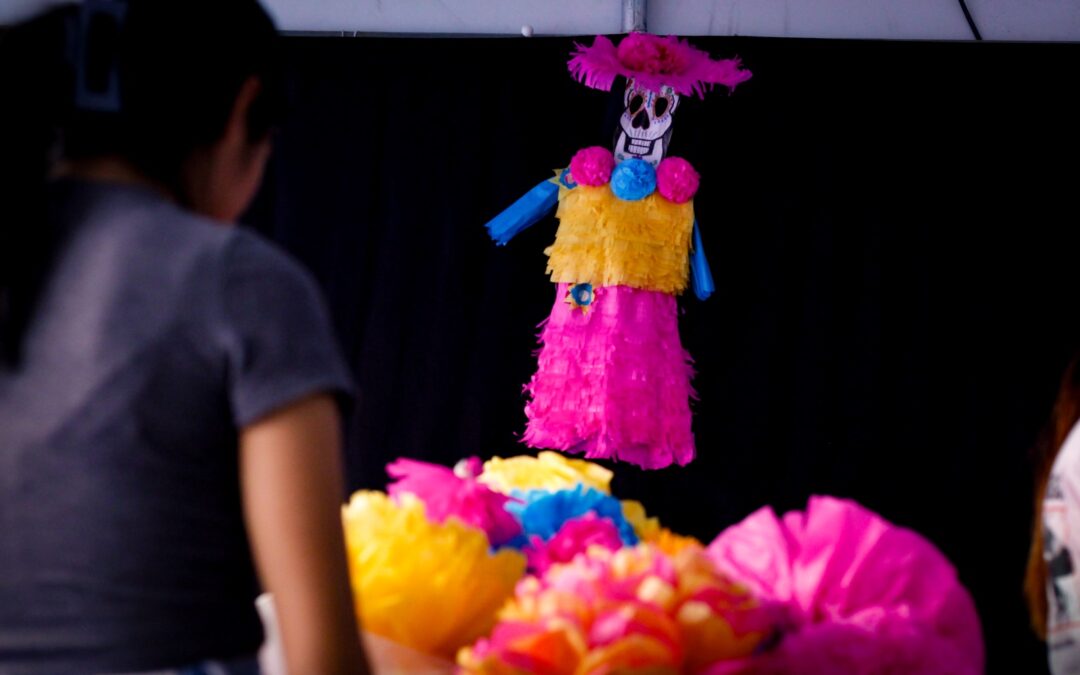 Mujeres y comunidad LGBTQ migrantes cuentan con poca representación en los medios de comunicación en Tijuana